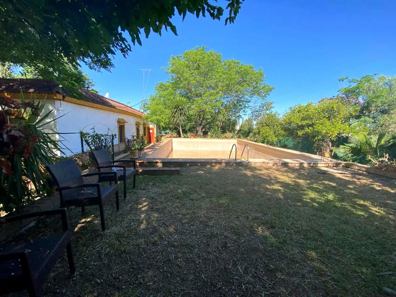 Jardí de Casa o xalet en venda en Alcalá de Guadaira amb Jardí privat, Terrassa i Piscina