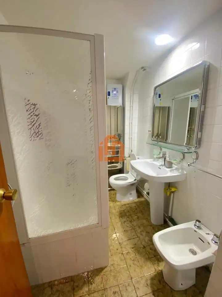 Bathroom of Flat for rent in León Capital   with Heating and Furnished