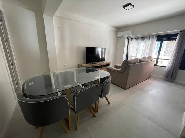 Piso en Alquiler en Calle del Teatro en Barrio del Centro