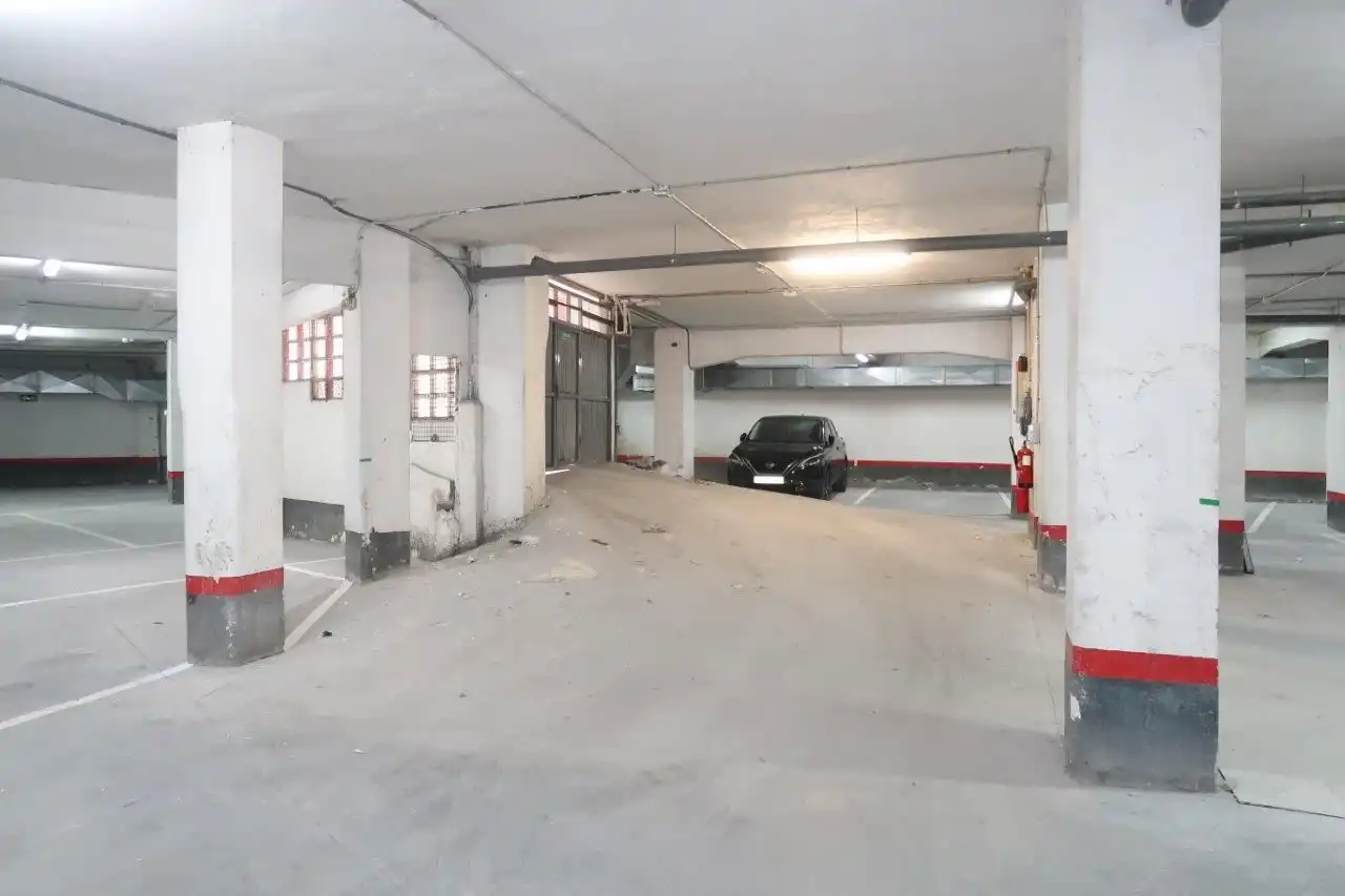 Aparcament de Garatge en venda en A Coruña Capital 