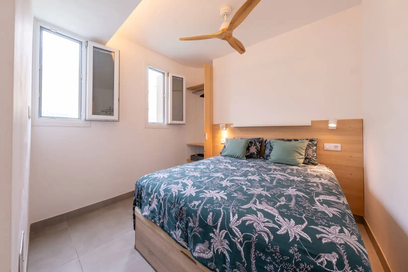 Dormitori de Apartament de lloguer en Las Palmas de Gran Canaria amb Moblat