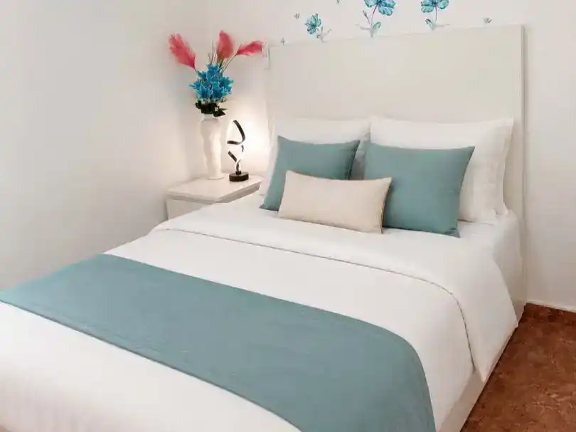Bedroom of Flat for sale in Cartagena  with Air Conditioner and Balcony