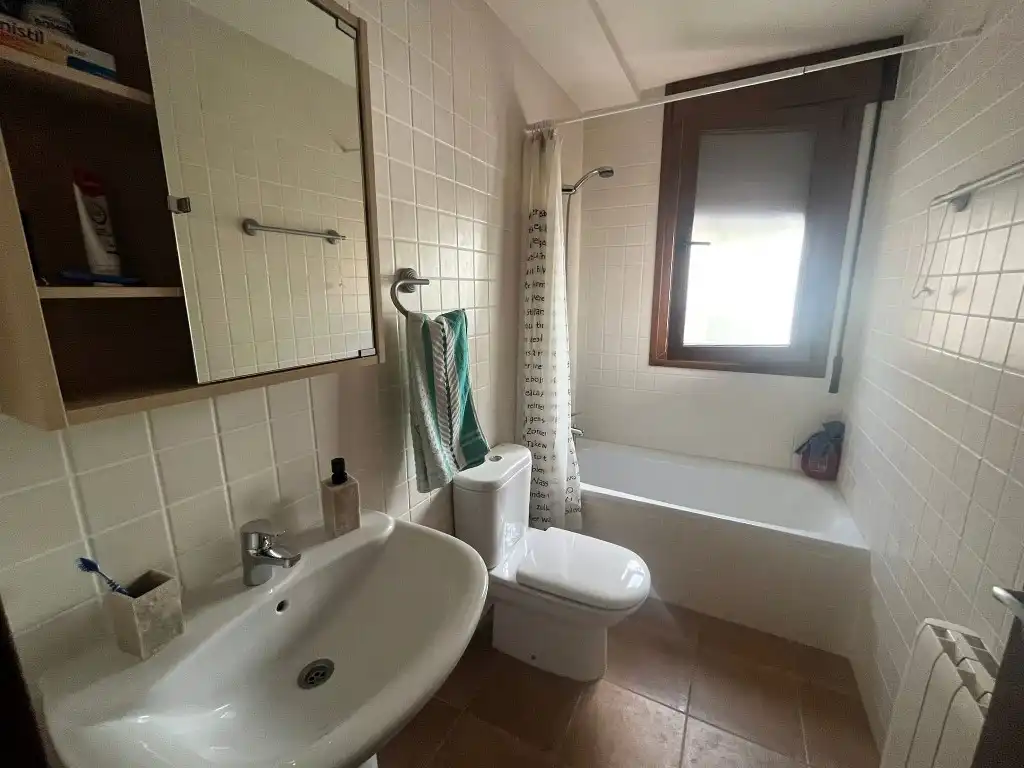 Bany de Dúplex en venda en Beceite amb Calefacció, Terrassa i Moblat