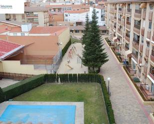 Vista exterior de Pis en venda en  Albacete Capital amb Aire condicionat, Terrassa i Balcó