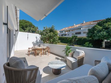 Piano terra in vendita a Nueva Andalucía