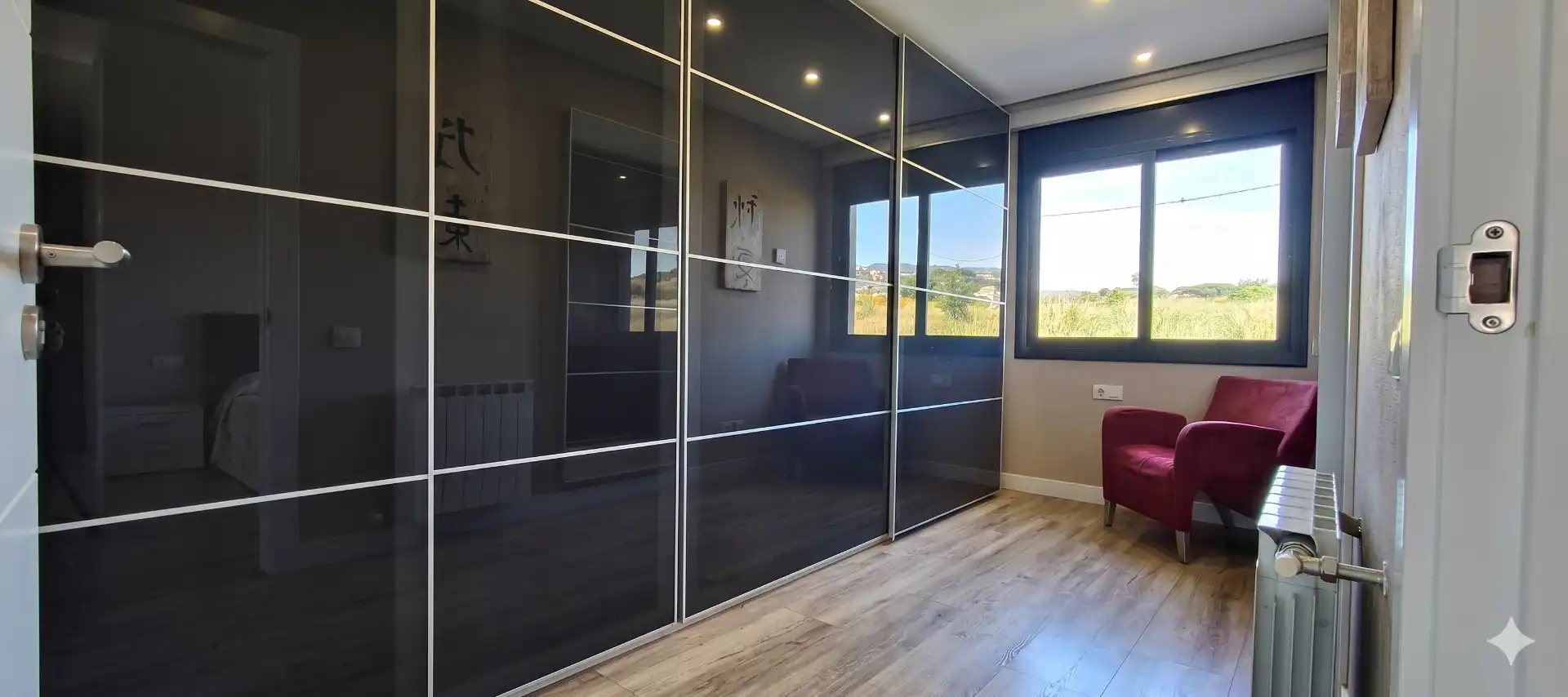 Schlafzimmer von Haus oder Chalet zum Verkauf in Sant Andreu de Llavaneres mit Klimaanlage, Heizung und Privatgarten