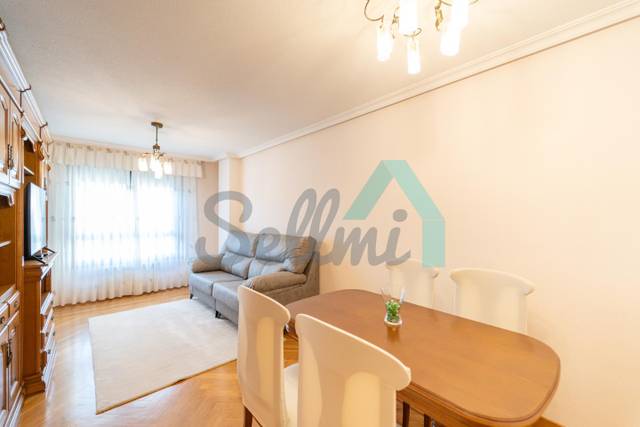 Piso en Alquiler en Tomás Crespo Frígilis en La Ería