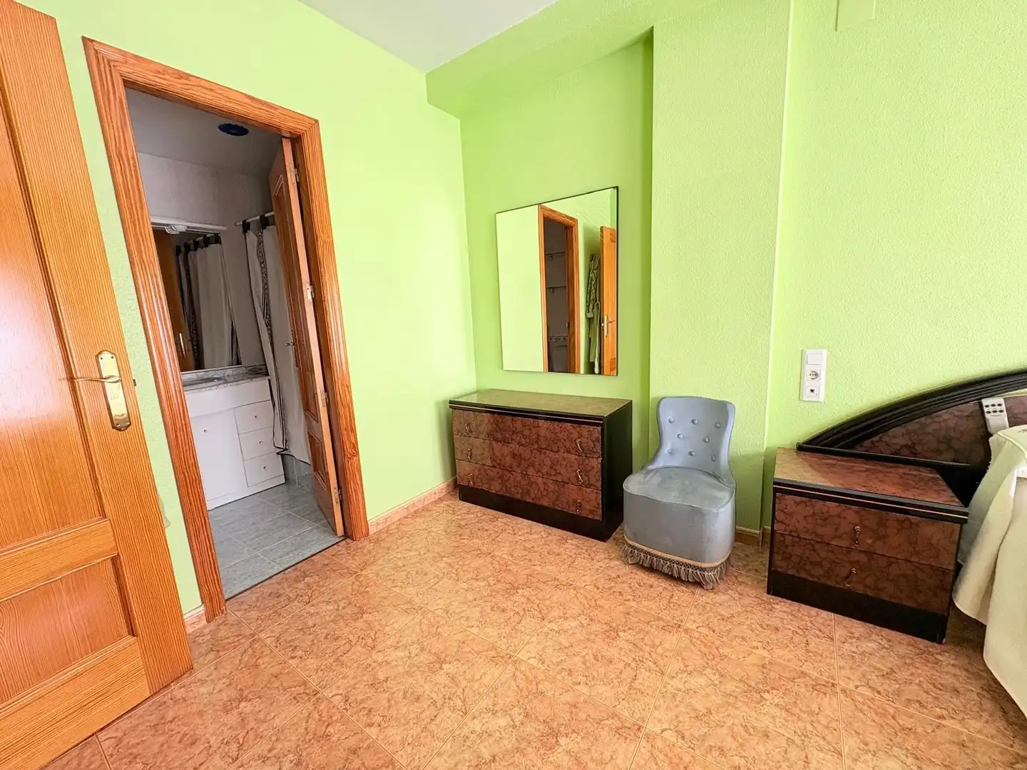 Schlafzimmer von Wohnung zum Verkauf in Albal mit Klimaanlage, Abstellraum und Balkon