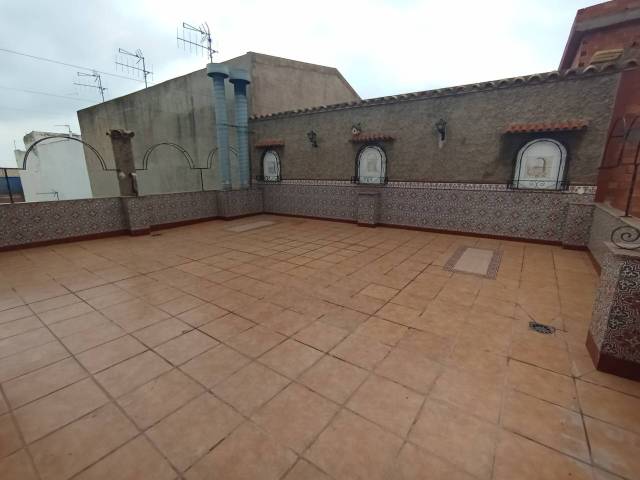 Casa-chalet en Venta en Ensanche - Parque Santa Rosa