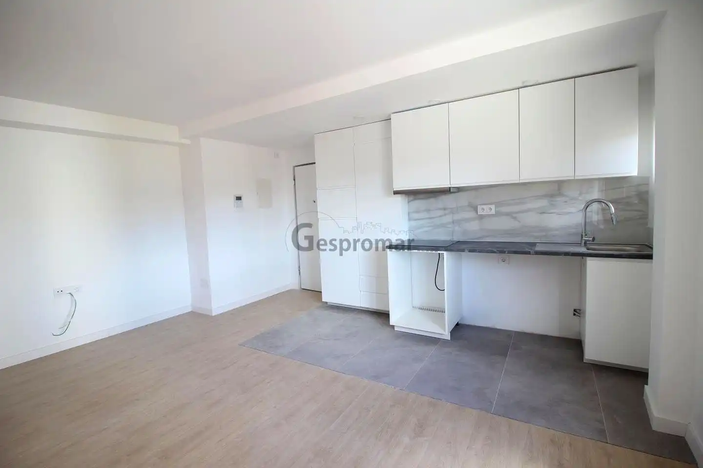 Büro zur Miete in De Alfonso Gómez, Simancas, San Blas