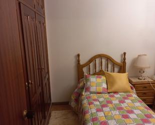 Bedroom of Flat to rent in Tapia de Casariego  with Heating, Furnished and Oven
