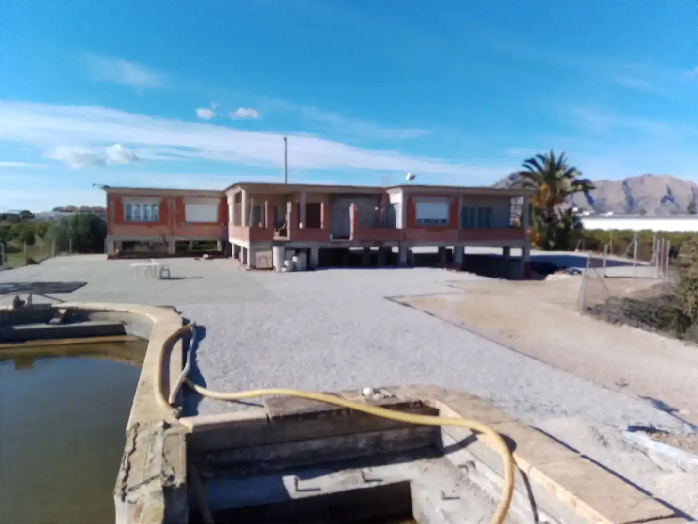 Vista exterior de Casa o xalet en venda en Orihuela amb Piscina i Balcó