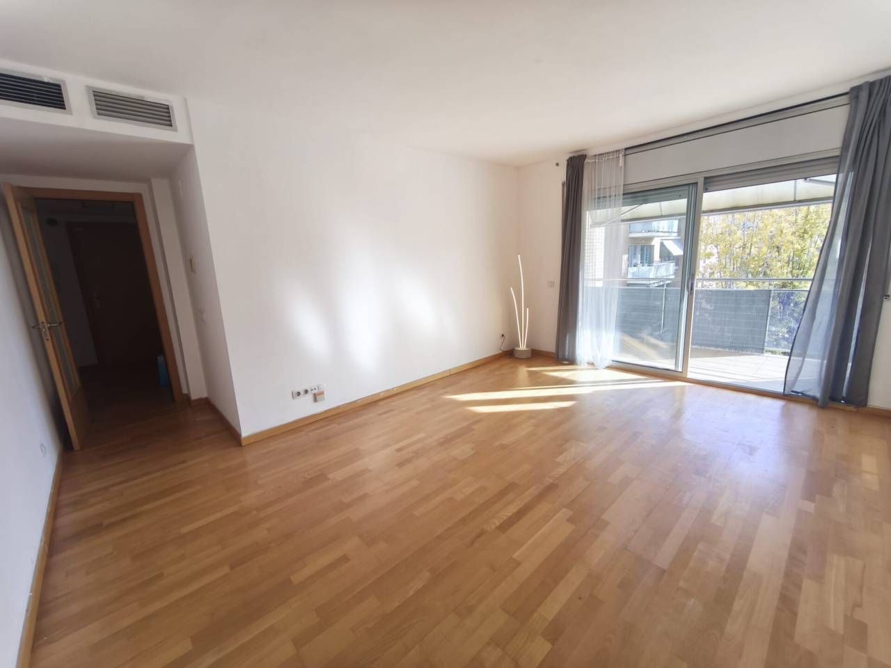 Attic for sale in Montseny