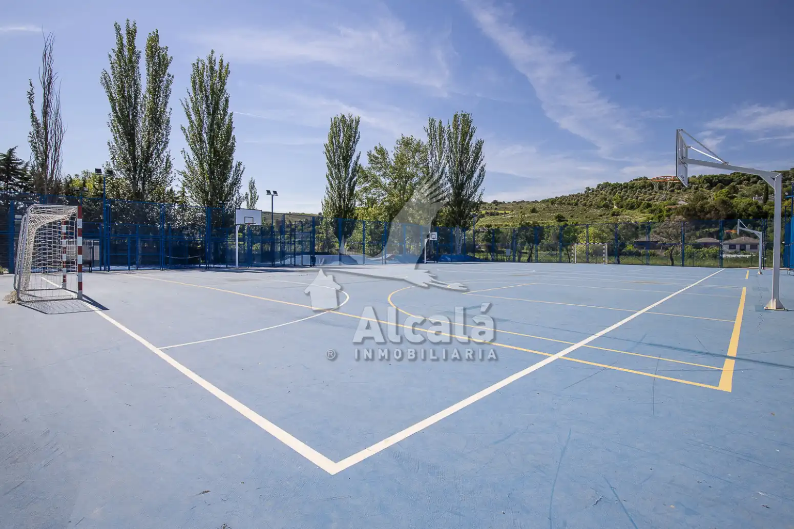 Jardín de Casa o chalet en venta en Valverde de Alcalá con Calefacción, Terraza y Trastero