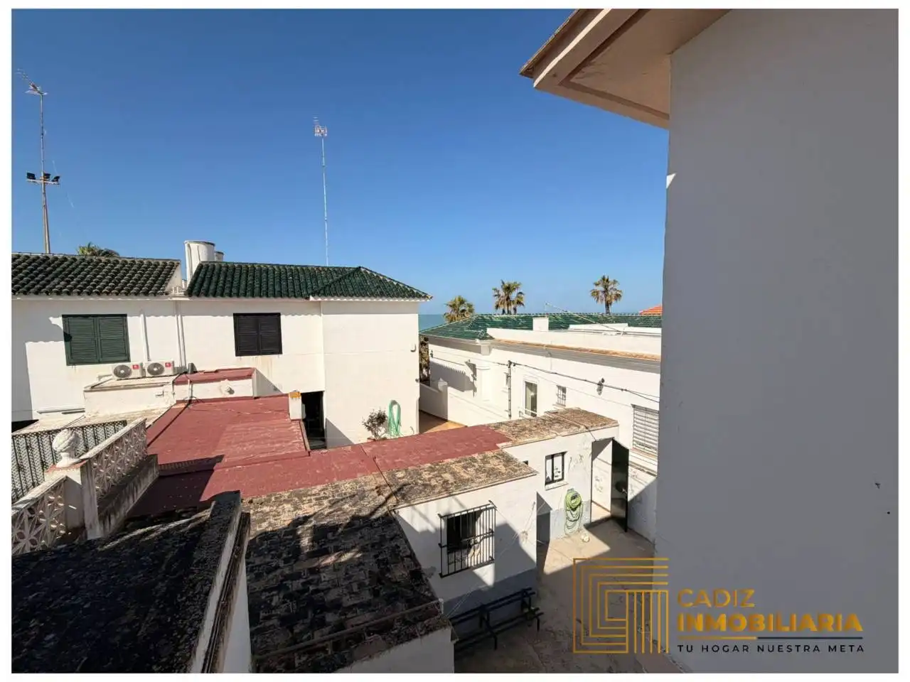 Vista exterior de Casa o xalet en venda en Chipiona amb Terrassa