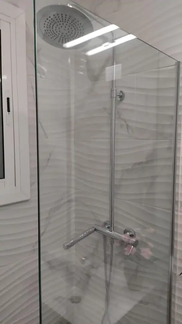 Bathroom of Flat for sale in Mollet del Vallès  with Air Conditioner, Terrace and Furnished