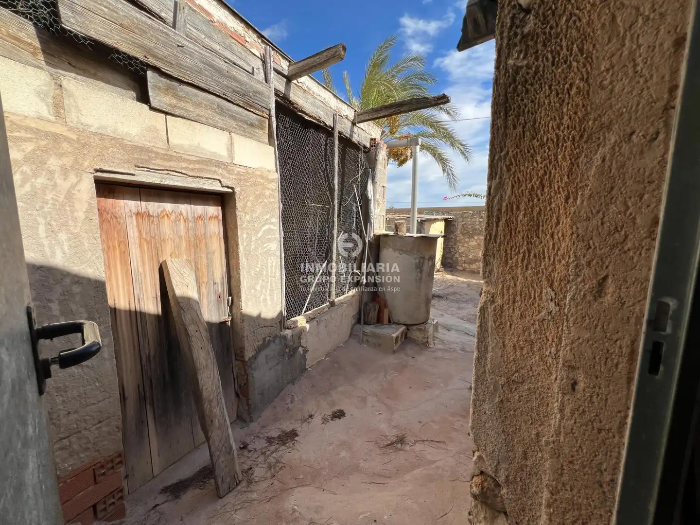 Exterior view of Houses for sale in La Romana  with Air Conditioner, Heating and Private garden