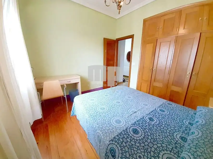 Schlafzimmer von Gebäude zum Verkauf in Vigo 