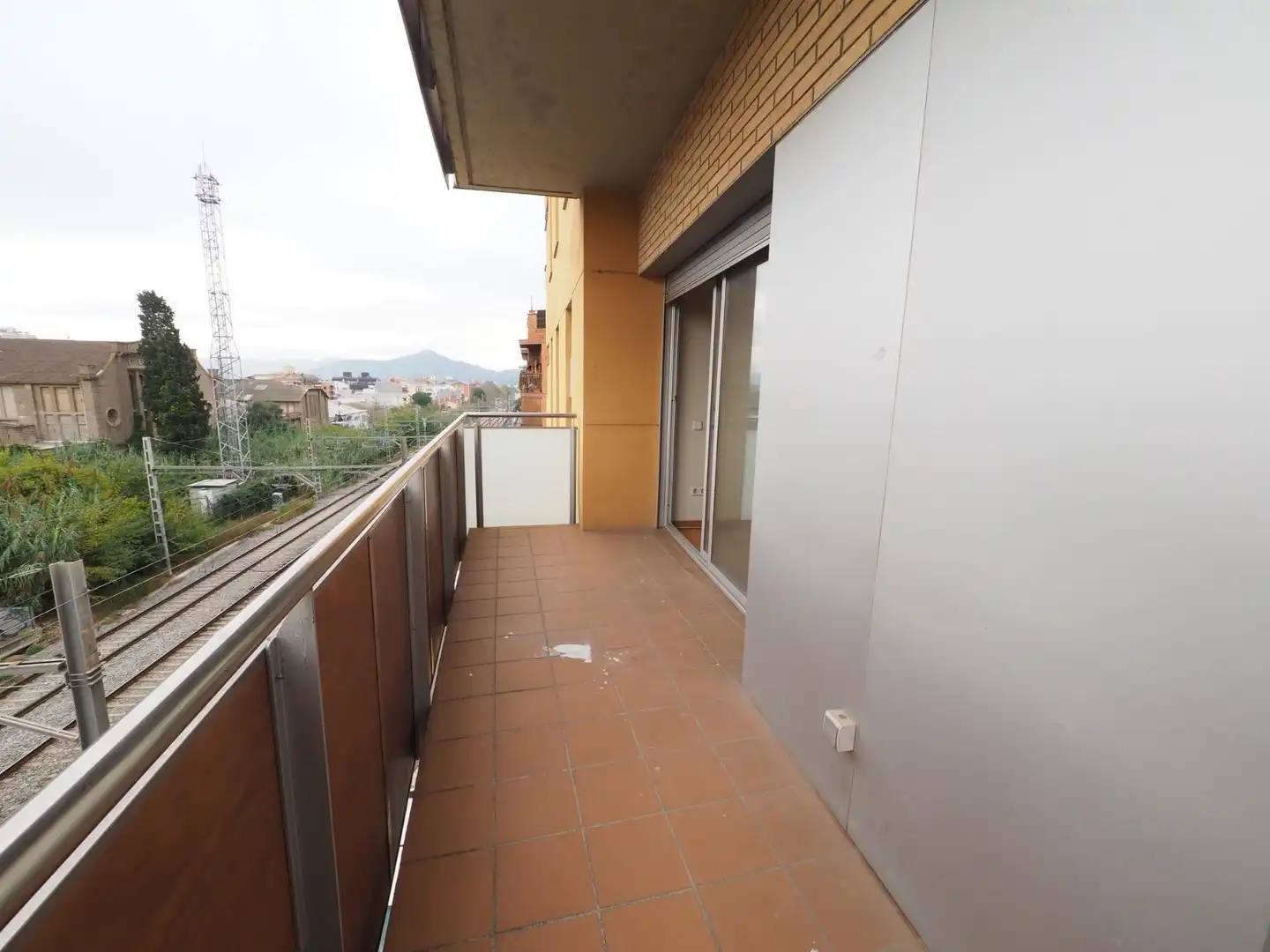 Terraza de Piso en venta en Cerdanyola del Vallès con Calefacción, Parquet y Terraza
