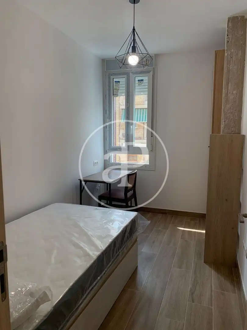 Habitación de Piso de alquiler en Valencia con Aire acondicionado, Calefacción y Amueblado