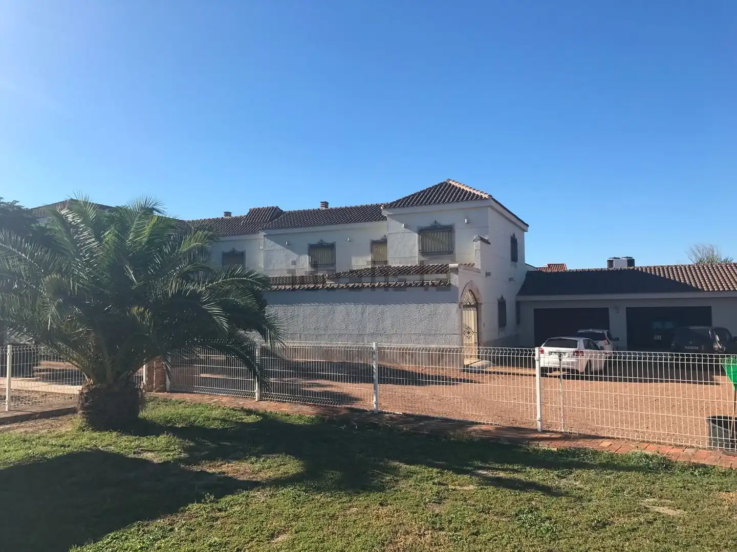 Villa mit Pool zum Verkauf in Calle cerca de Ciudad Real 0