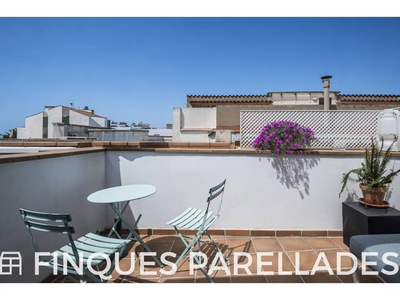 Terrasse von Dachboden zum Verkauf in Sitges mit Klimaanlage, Heizung und Terrasse