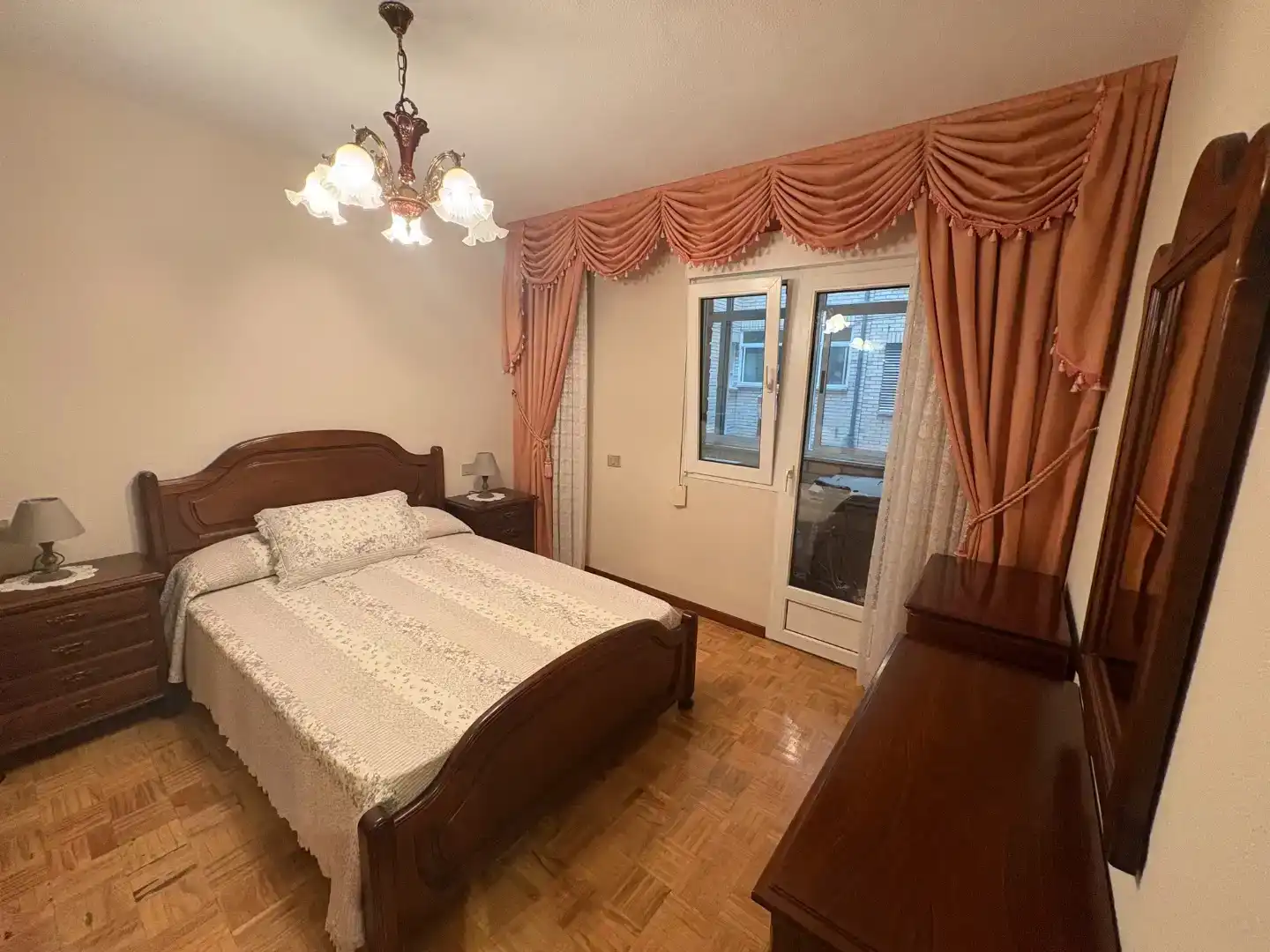 Habitación de Piso en venta en Avilés