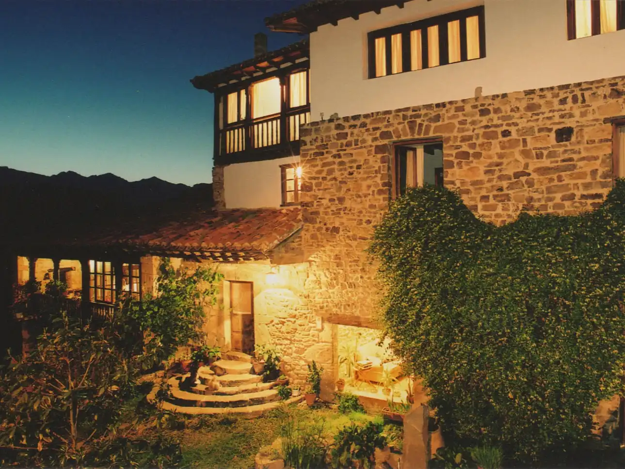 House with garden for sale in Acceso a Tollo 13