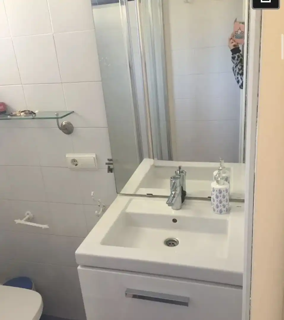 Baño de Piso para compartir en San Roque con Jardín privado, Parquet y Terraza