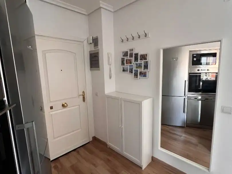 Flat for rent in  Madrid Capital  with Air Conditioner, Terrace and Balcony