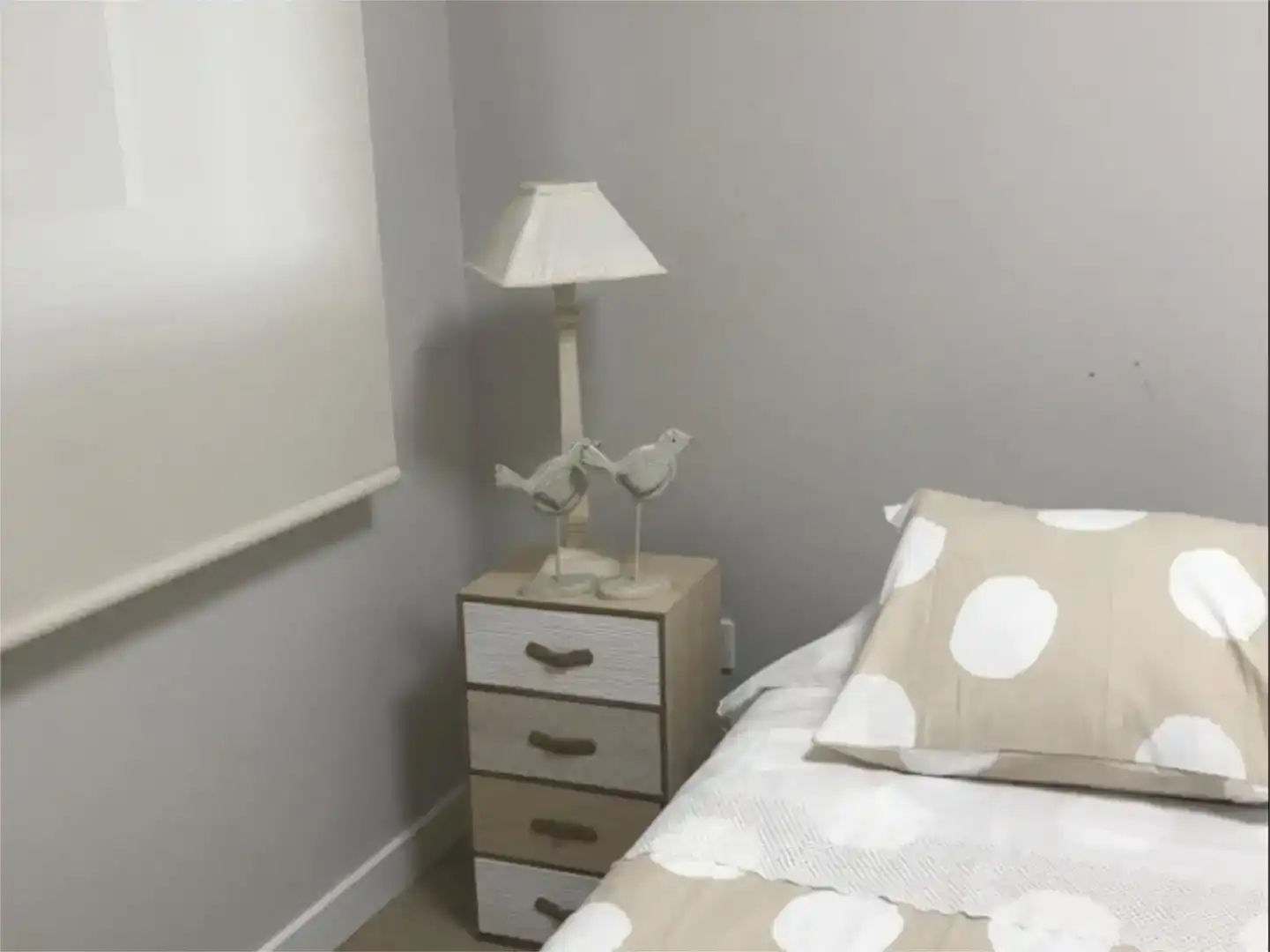 Habitación de Piso en venta en Zaragoza con Aire acondicionado, Trastero y Piscina