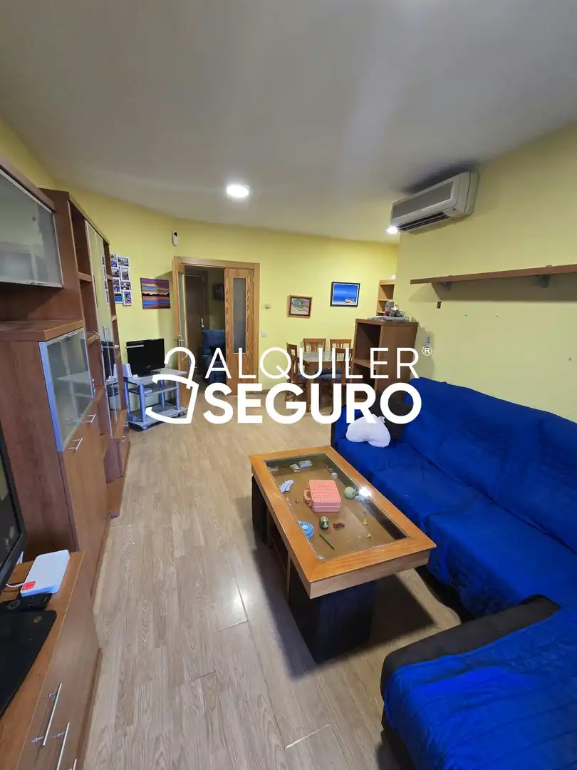Wohnzimmer von Wohnung zur Miete in Latina