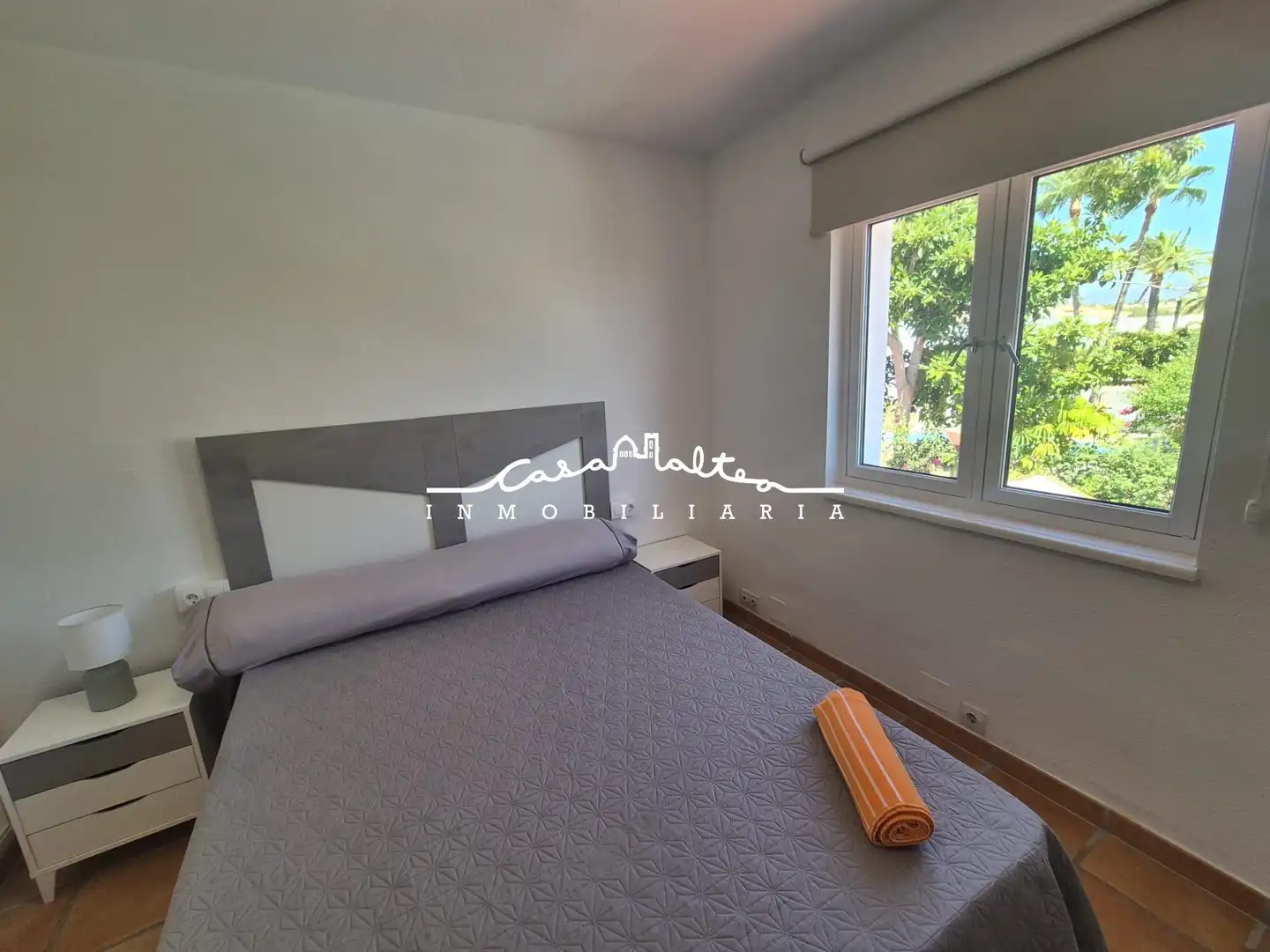 Schlafzimmer von Wohnungen zur Miete in L'Alfàs del Pi mit Klimaanlage, Heizung und Privatgarten