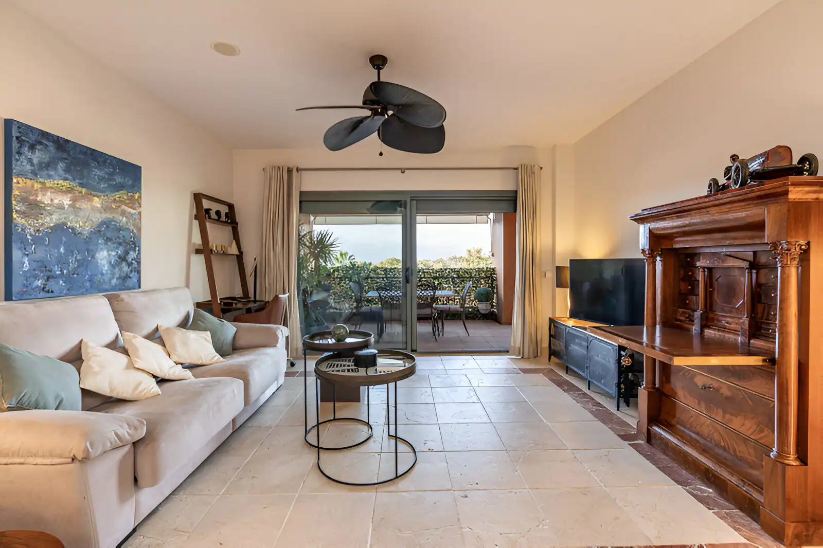Apartament amb piscina en venda a Estepona Pueblo, imagen 3