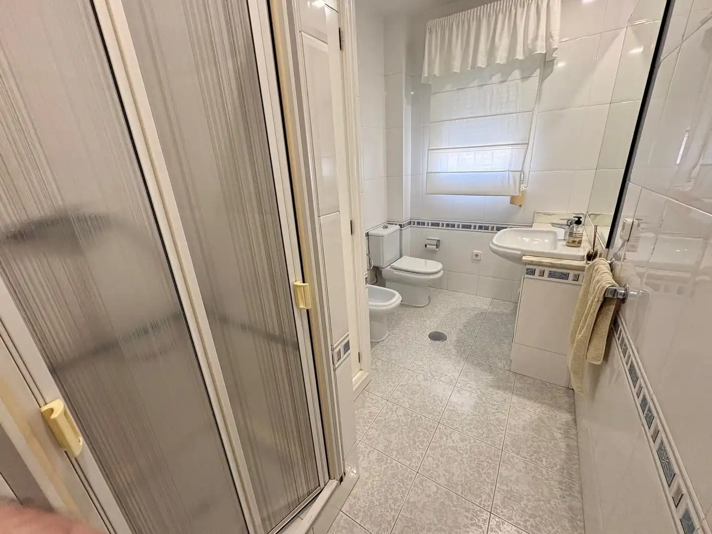 Bany de Casa o xalet en venda en Aljaraque amb Aire condicionat, Calefacció i Jardí privat