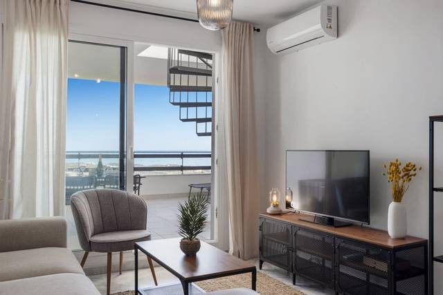 Ático en Alquiler en Doña Julia Golf