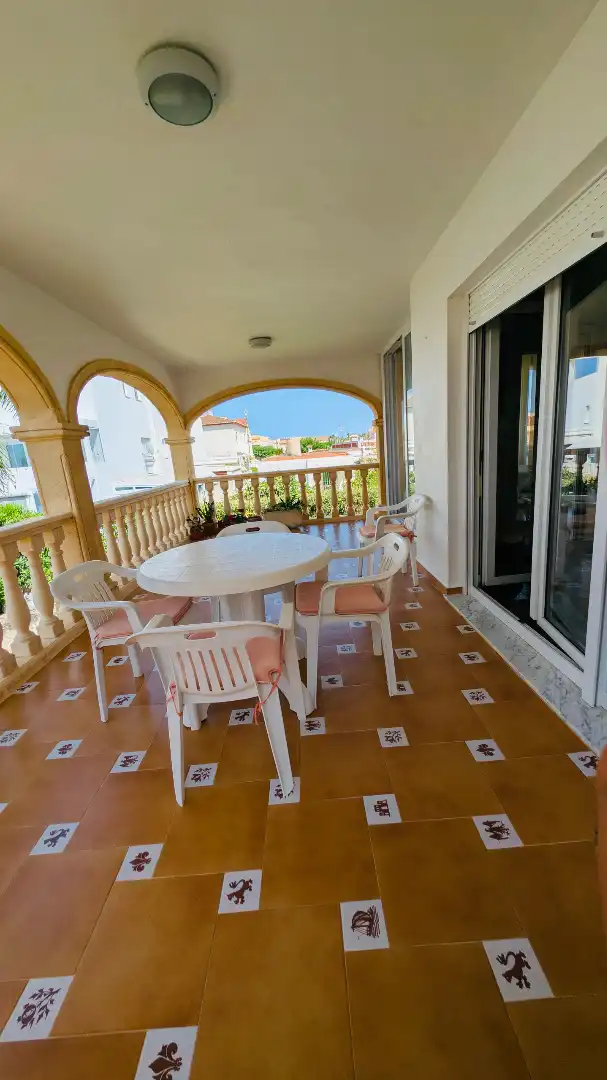Terrassa de Casa o xalet en venda en Oliva amb Aire condicionat, Calefacció i Jardí privat