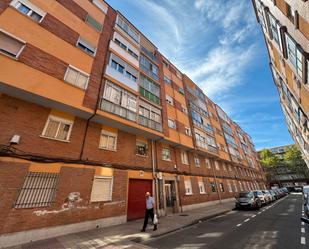 Exterior view of Flat for sale in Valladolid Capital  with Terrace