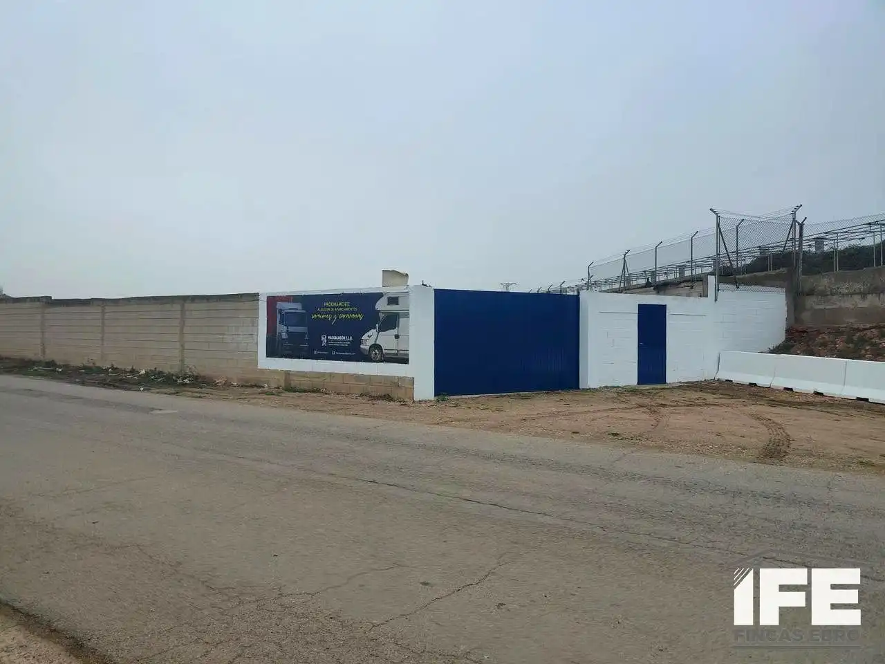 Außenansicht von Fabrik Grundstücke zur Miete in Alagón