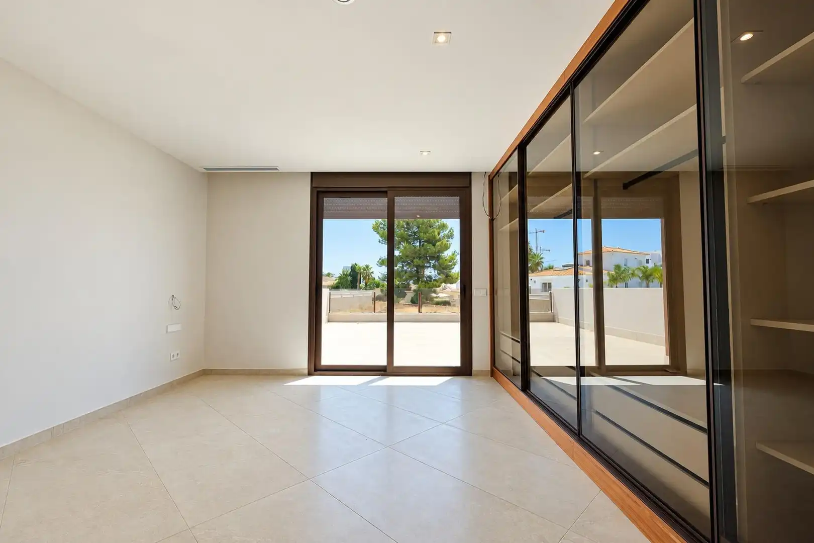 Chalet con piscina en venta en Marisol Park - Ortembach - Los Almendros, imagen 35