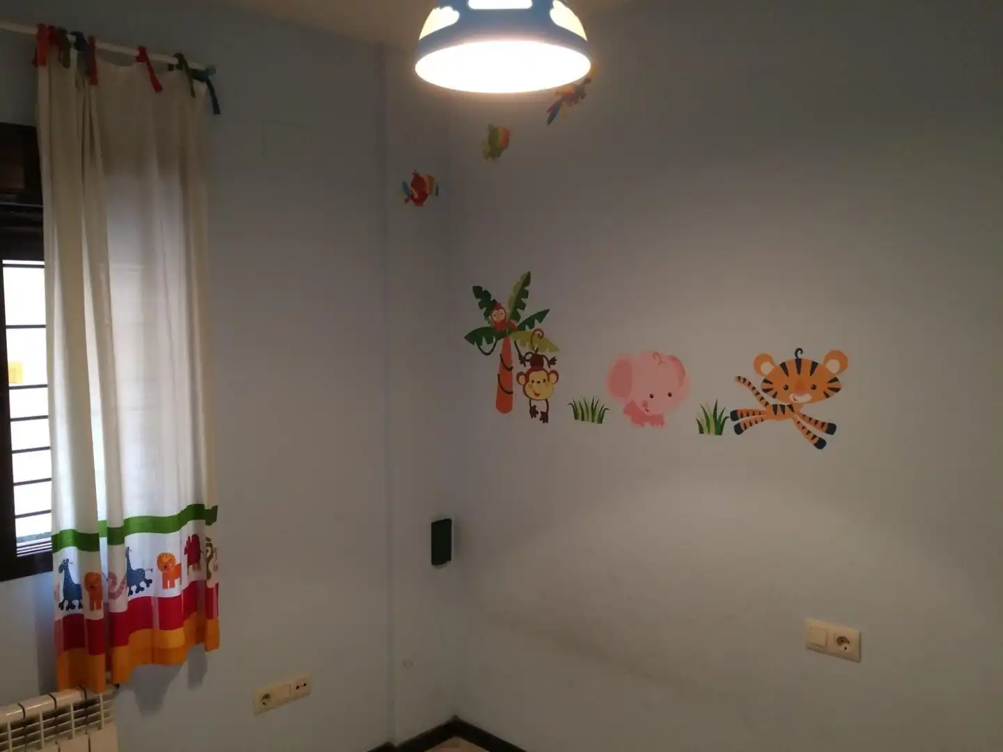 Habitación de Apartamento en venta en Badajoz con Aire acondicionado, Jardín privado y Amueblado
