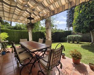 Jardí de Casa o xalet en venda en Marbella amb Jardí privat, Terrassa i Alarma