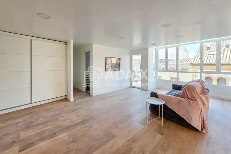 Exterior view of Flat for sale in Úbeda  with Air Conditioner, Heating and Parquet flooring