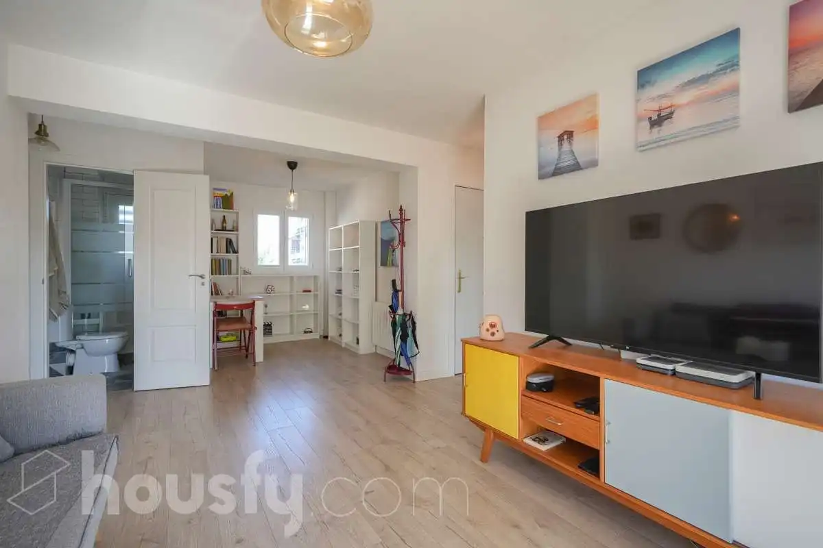 Sala de estar de Piso en venta en Madrid con Calefacción, Terraza y Trastero