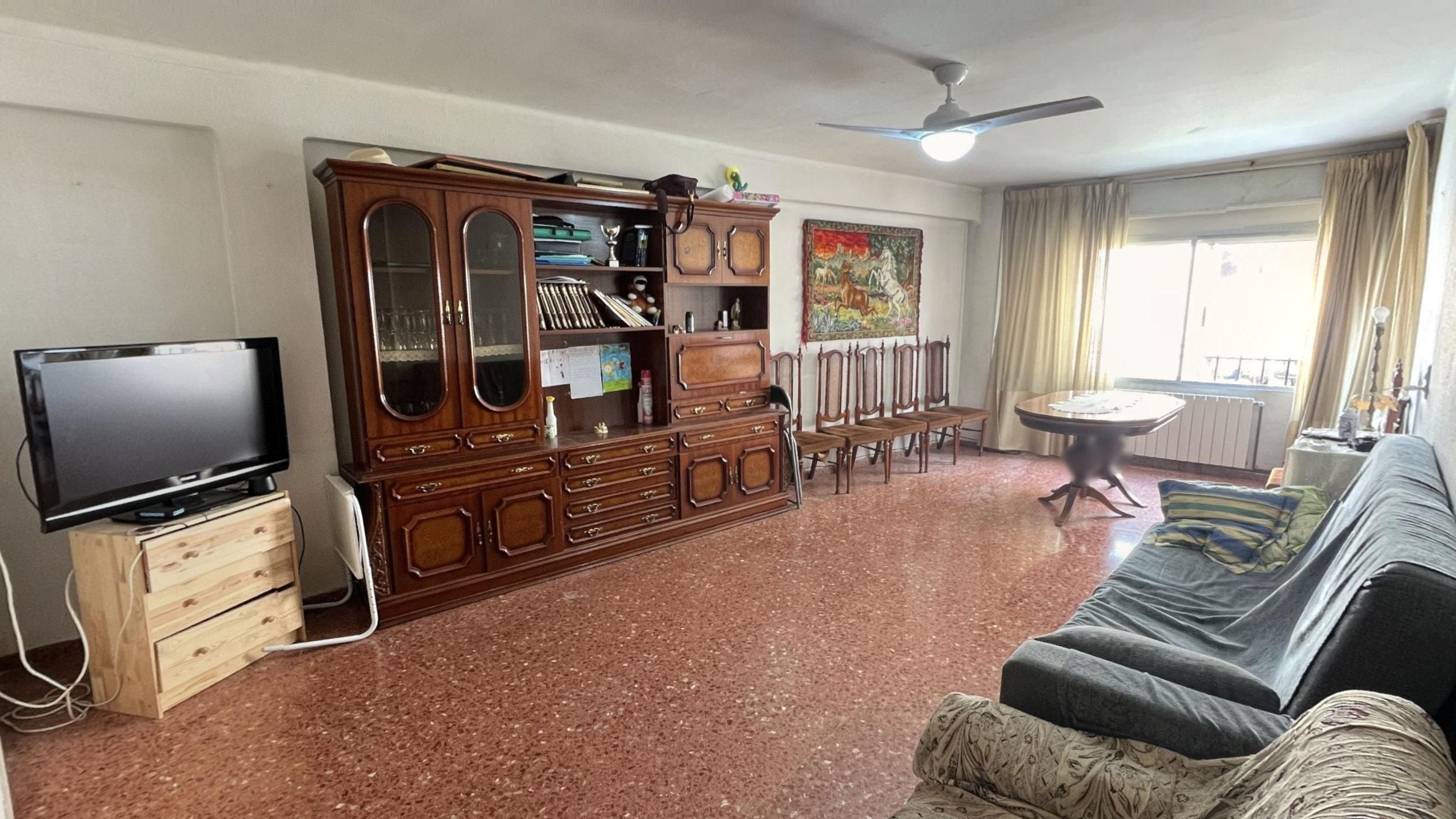 Living room of Flat for sale in Utiel  with Heating and Furnished