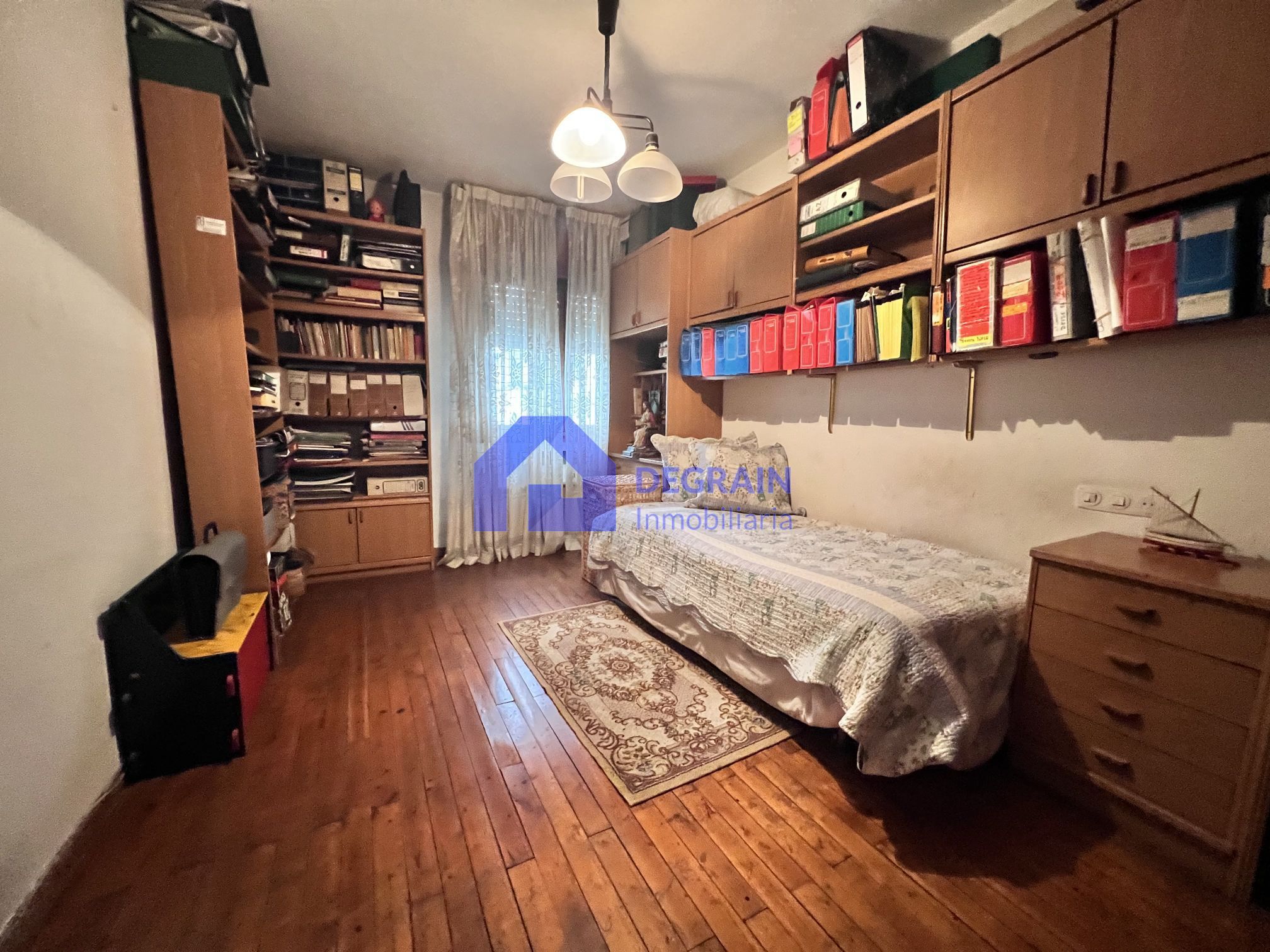 Bedroom of Flat for sale in Oviedo   with Terrace and Storage room