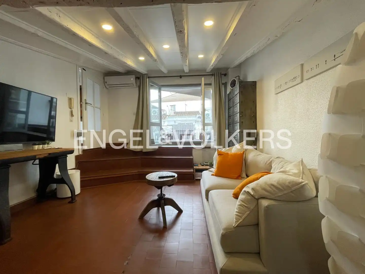 Sala d'estar de Pis de lloguer en Valencia amb Aire condicionat, Calefacció i Terrassa