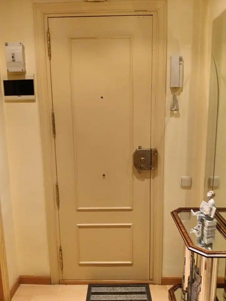 Flat for sale in Madrid  with Terrace and Furnished