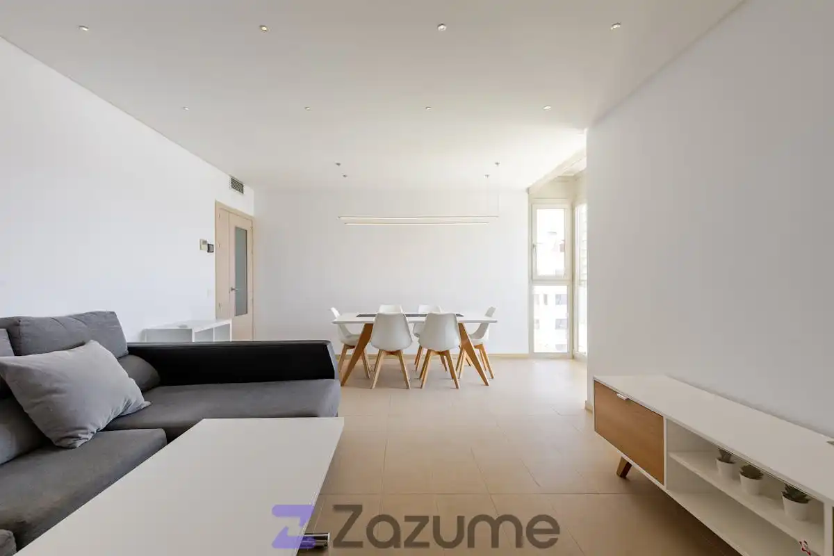 Living room of Flat for rent in Madrid  with Air Conditioner, Heating and Private garden