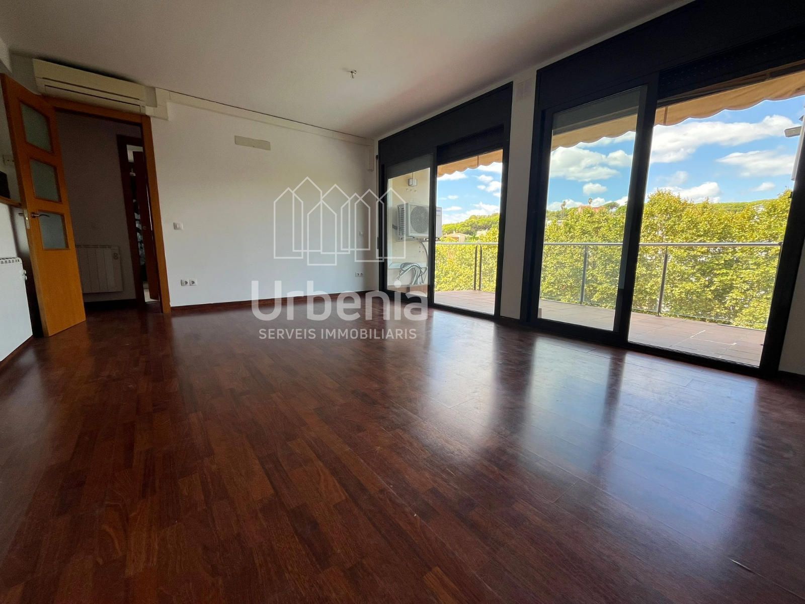 Living room of Flat for sale in Canet de Mar  with Air Conditioner, Heating and Terrace